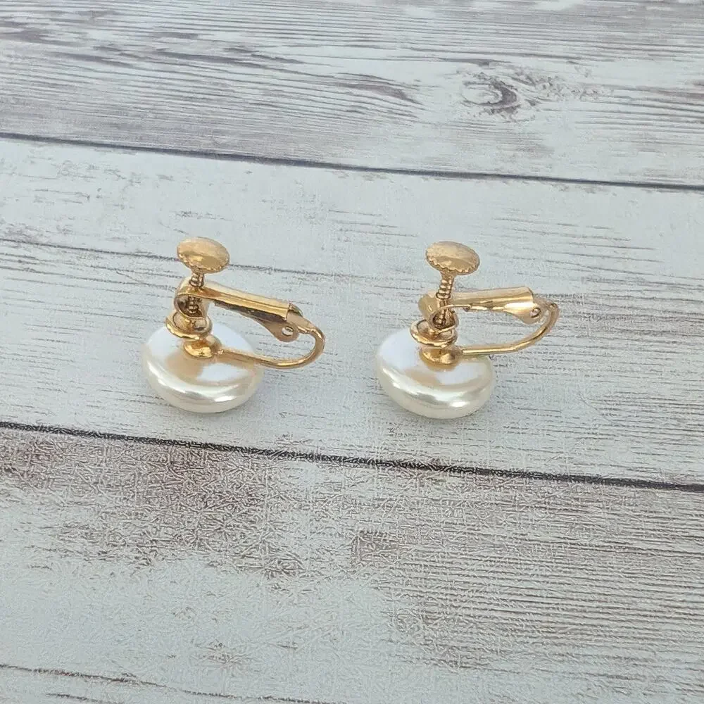 Vintage Clip On Earrings 0.5